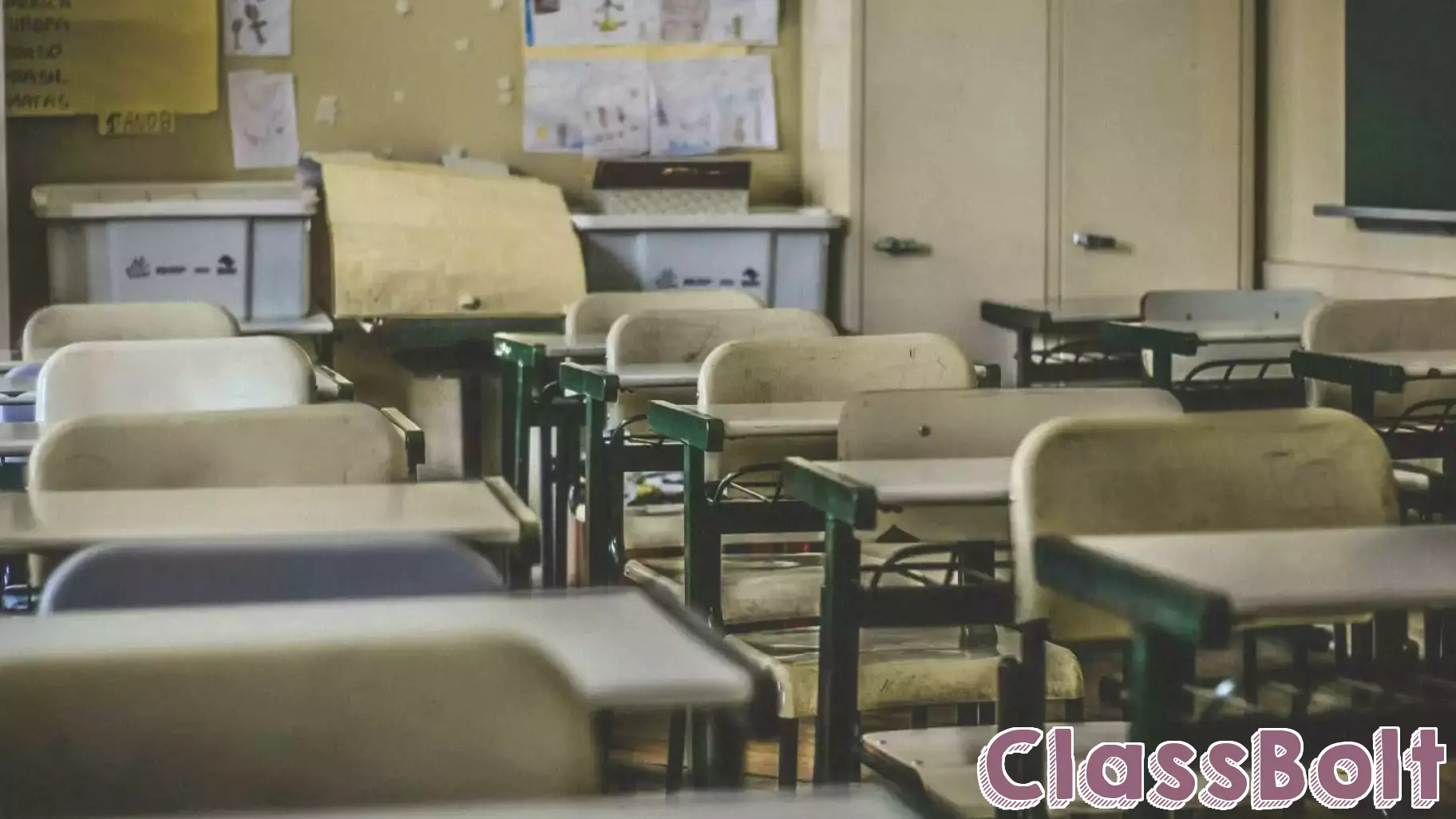 Crossroads FLEX High School Transitions to Virtual Learning Amid Local Concerns