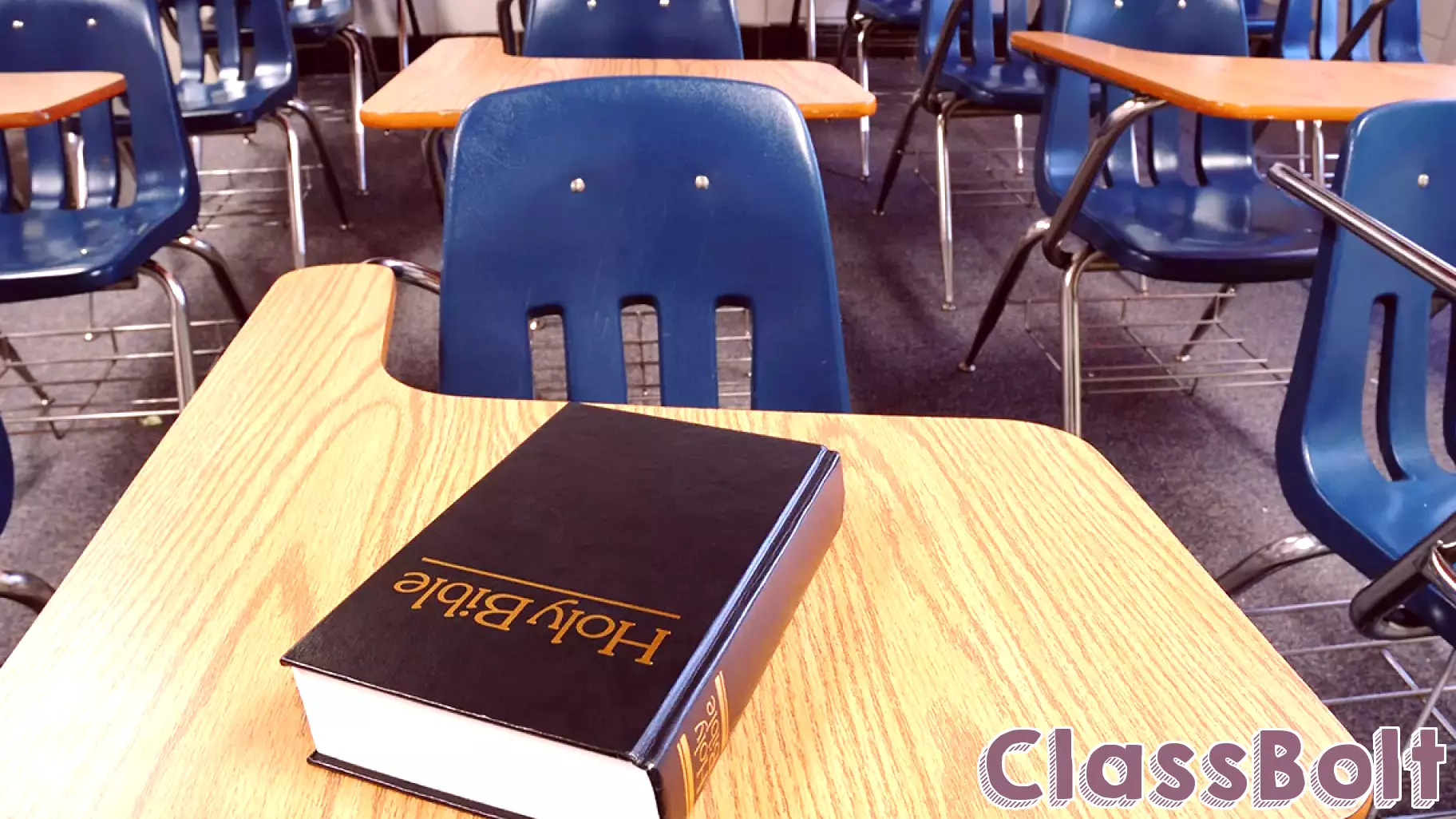 Texas education board gives preliminary OK to Bible content on mandatory reading list