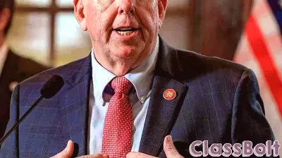 Former Governor Recognized as an Educational Pioneer