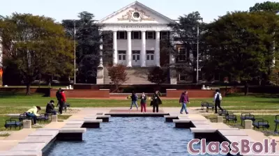 The Growing Importance of College Education in the Era of AI